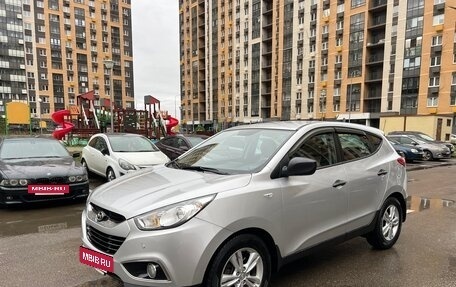 Hyundai ix35 I рестайлинг, 2011 год, 900 000 рублей, 10 фотография