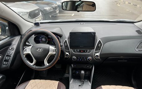 Hyundai ix35 I рестайлинг, 2011 год, 900 000 рублей, 23 фотография