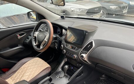 Hyundai ix35 I рестайлинг, 2011 год, 900 000 рублей, 21 фотография