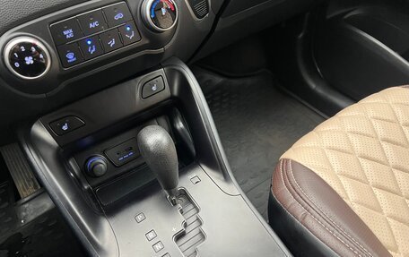 Hyundai ix35 I рестайлинг, 2011 год, 900 000 рублей, 24 фотография