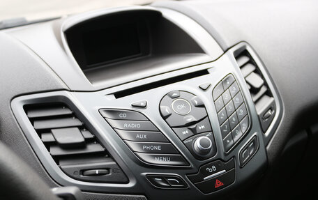 Ford Fiesta, 2016 год, 890 000 рублей, 10 фотография