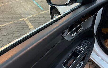 Jaguar XF II, 2016 год, 2 100 000 рублей, 10 фотография