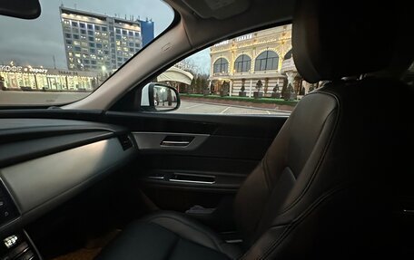 Jaguar XF II, 2016 год, 2 100 000 рублей, 13 фотография