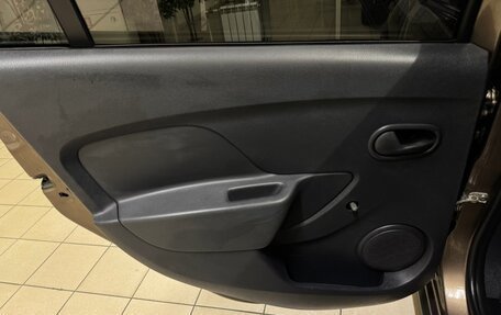 Renault Logan II, 2020 год, 890 000 рублей, 15 фотография