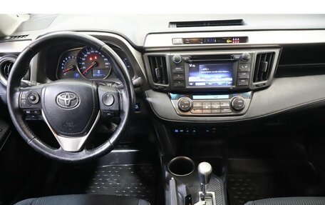 Toyota RAV4, 2015 год, 1 803 000 рублей, 9 фотография