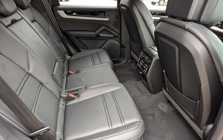 Porsche Cayenne III, 2025 год, 15 079 077 рублей, 17 фотография