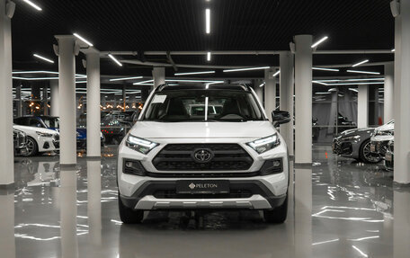 Toyota RAV4, 2025 год, 4 250 000 рублей, 17 фотография