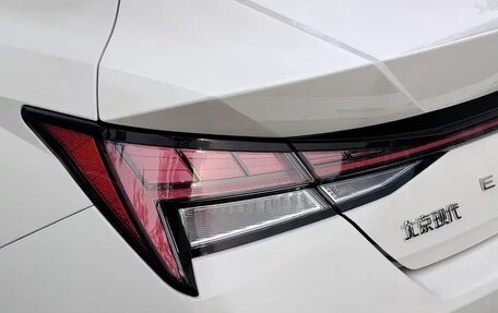 Hyundai Elantra, 2022 год, 1 680 000 рублей, 6 фотография