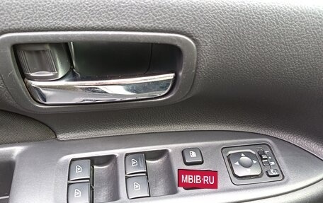 Mitsubishi Outlander III рестайлинг 3, 2019 год, 1 870 000 рублей, 15 фотография