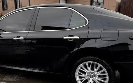 Toyota Camry, 2020 год, 3 200 000 рублей, 10 фотография