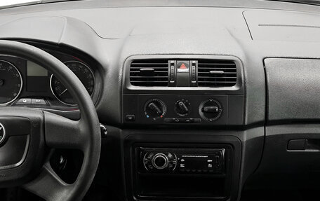 Skoda Fabia II, 2010 год, 399 000 рублей, 18 фотография