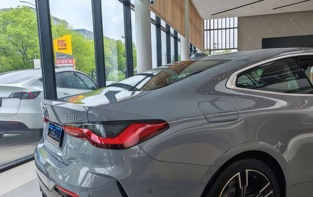 BMW 4 серия, 2025 год, 7 240 000 рублей, 7 фотография