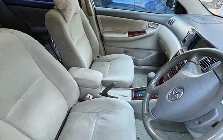 Toyota Corolla, 2004 год, 570 000 рублей, 9 фотография