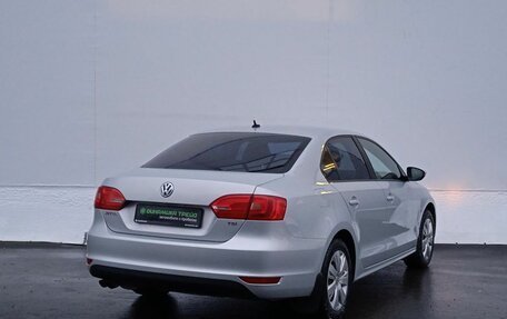 Volkswagen Jetta VI, 2011 год, 1 100 000 рублей, 5 фотография