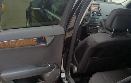 Mercedes-Benz C-Класс, 2009 год, 1 050 000 рублей, 10 фотография