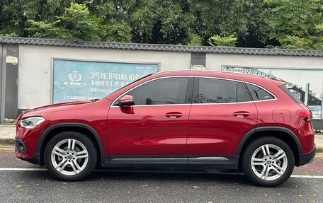 Mercedes-Benz GLA, 2021 год, 1 889 777 рублей, 2 фотография