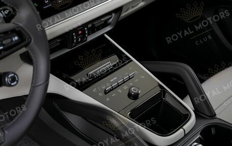 Porsche Cayenne III, 2025 год, 16 850 000 рублей, 10 фотография