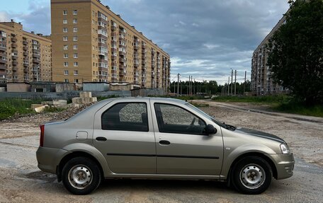 Renault Logan I, 2010 год, 270 000 рублей, 3 фотография