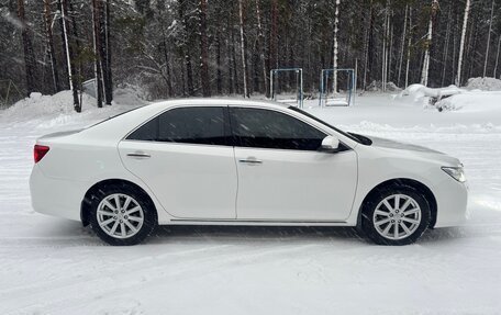 Toyota Camry, 2014 год, 2 360 000 рублей, 2 фотография