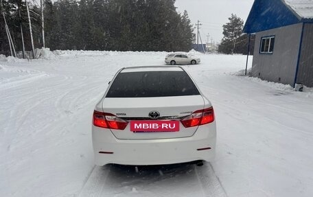Toyota Camry, 2014 год, 2 360 000 рублей, 3 фотография