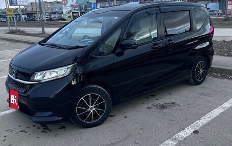 Honda Freed II, 2020 год, 1 750 000 рублей, 4 фотография