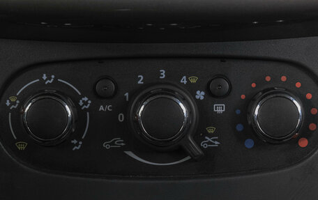 Renault Sandero II рестайлинг, 2020 год, 1 249 000 рублей, 19 фотография