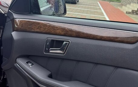 Mercedes-Benz E-Класс, 2012 год, 1 800 000 рублей, 16 фотография