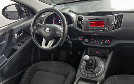 KIA Sportage III, 2012 год, 999 000 рублей, 12 фотография