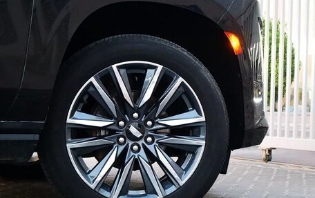 Cadillac Escalade V, 2022 год, 10 100 032 рублей, 17 фотография