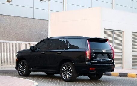 Cadillac Escalade V, 2022 год, 10 100 032 рублей, 4 фотография