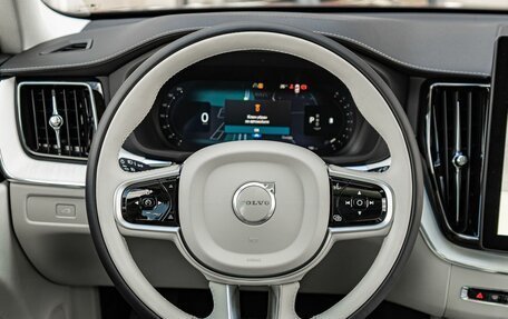 Volvo XC60 II, 2025 год, 9 800 000 рублей, 16 фотография