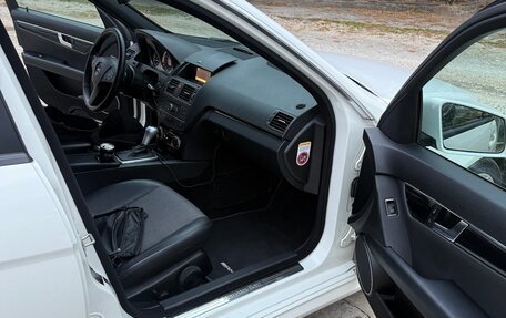 Mercedes-Benz C-Класс, 2010 год, 1 170 000 рублей, 12 фотография