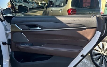 BMW 6 серия, 2022 год, 5 800 000 рублей, 15 фотография