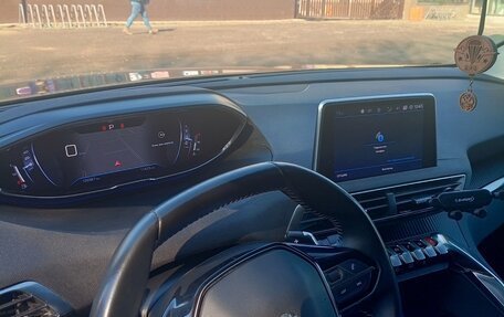 Peugeot 5008 II, 2020 год, 2 250 000 рублей, 7 фотография