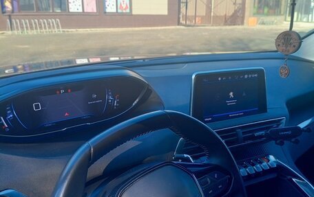 Peugeot 5008 II, 2020 год, 2 250 000 рублей, 6 фотография