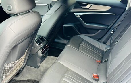 Audi A6, 2019 год, 2 800 000 рублей, 10 фотография