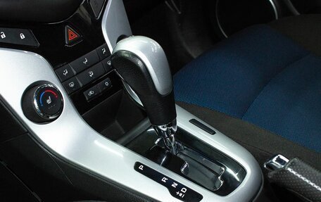 Chevrolet Cruze II, 2013 год, 700 000 рублей, 19 фотография