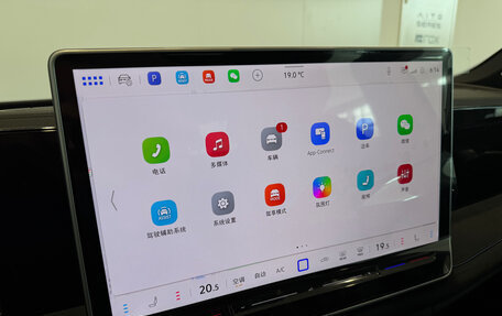 Volkswagen Tiguan, 2025 год, 5 350 000 рублей, 36 фотография