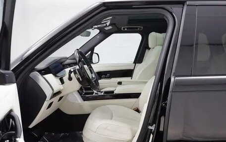 Land Rover Range Rover IV рестайлинг, 2023 год, 14 343 000 рублей, 5 фотография