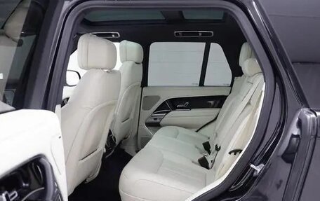 Land Rover Range Rover IV рестайлинг, 2023 год, 14 343 000 рублей, 13 фотография