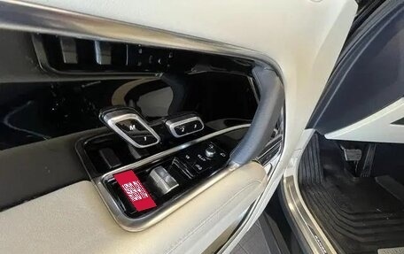 Land Rover Range Rover IV рестайлинг, 2023 год, 14 343 000 рублей, 33 фотография