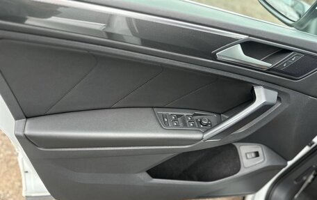 Volkswagen Tiguan II, 2020 год, 2 900 000 рублей, 9 фотография