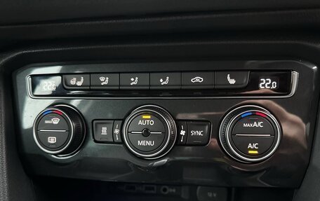 Volkswagen Tiguan II, 2020 год, 2 900 000 рублей, 18 фотография