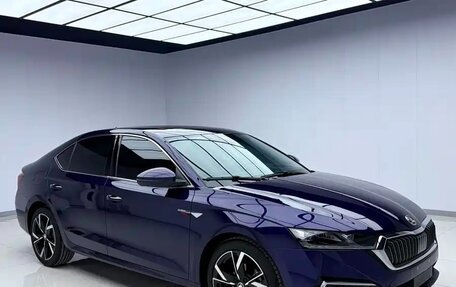 Skoda Octavia IV, 2023 год, 2 370 000 рублей, 1 фотография