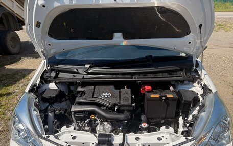 Toyota Vitz, 2019 год, 750 000 рублей, 4 фотография