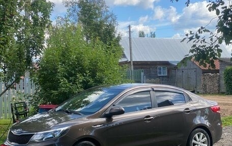 KIA Rio III рестайлинг, 2015 год, 1 000 000 рублей, 4 фотография