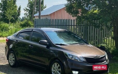 KIA Rio III рестайлинг, 2015 год, 1 000 000 рублей, 9 фотография