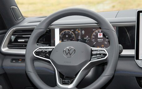 Volkswagen Teramont, 2025 год, 5 372 000 рублей, 28 фотография