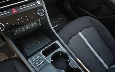 Hyundai Sonata VIII, 2025 год, 4 810 000 рублей, 24 фотография