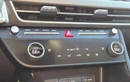 Hyundai Sonata VIII, 2025 год, 4 700 000 рублей, 24 фотография